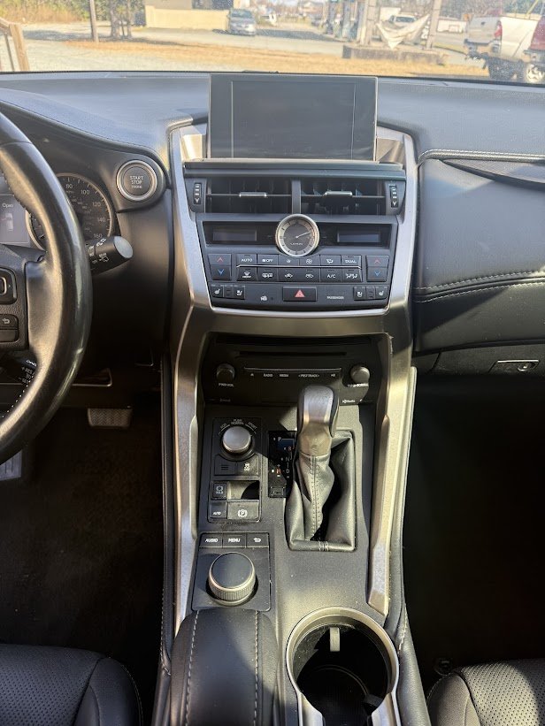 2015 Lexus NX F Sport - Photo 11