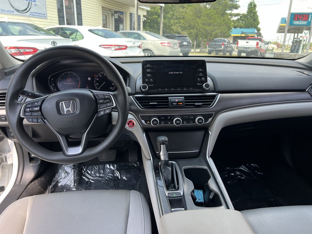 2020 Honda Accord LX - Photo 11