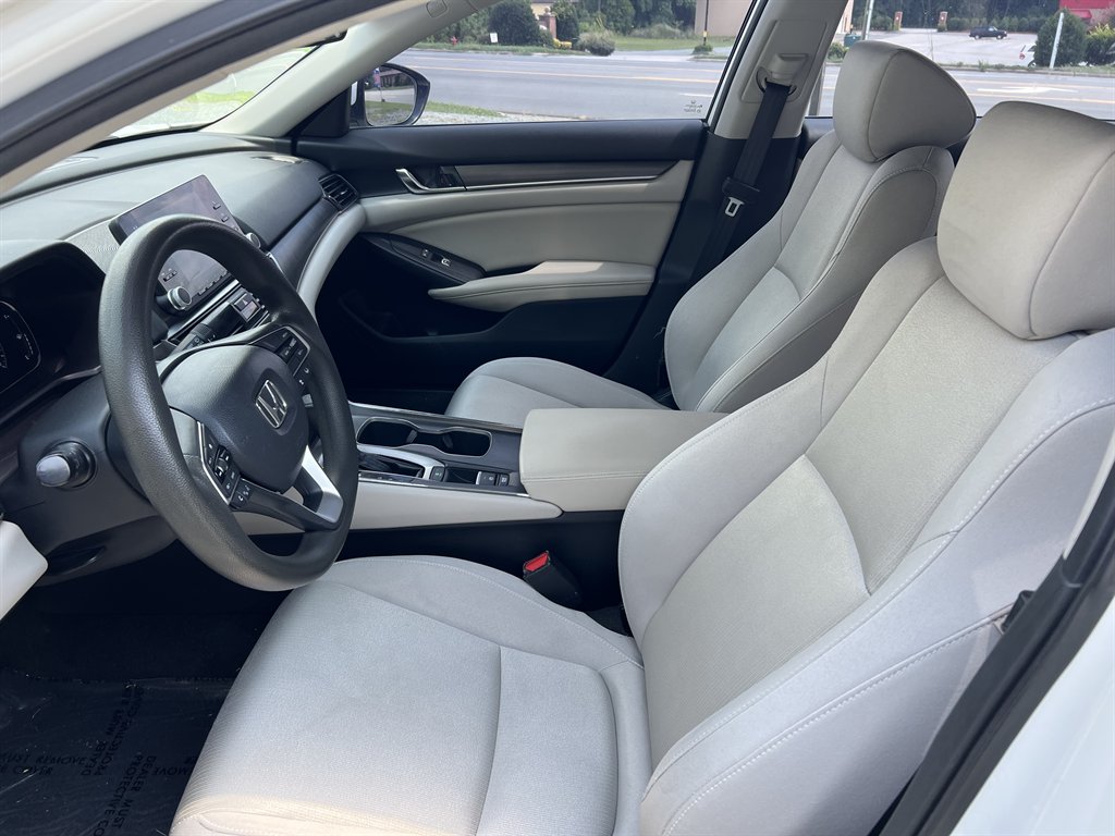 2020 Honda Accord LX - Photo 10