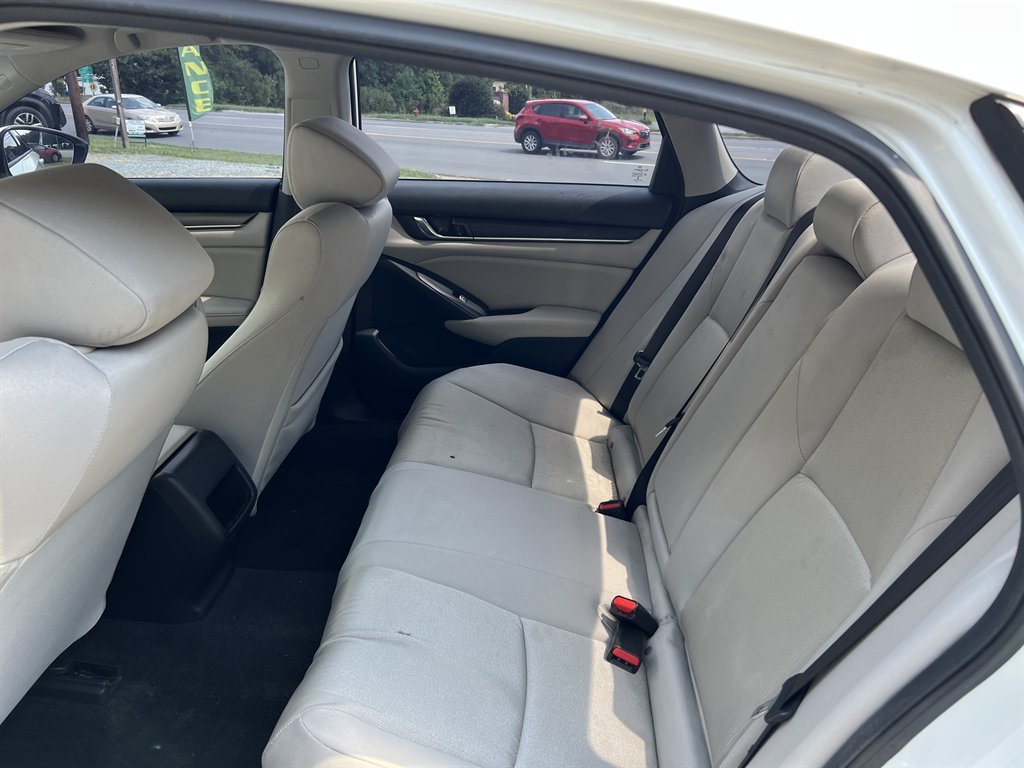 2020 Honda Accord LX - Photo 15